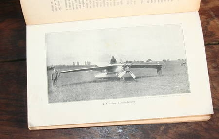 LELASSEUX (Louis) et MARQUE (René). L'aéroplane pour tous. Suivi d'une note de M. P. Painlevé sur les deux écoles d'aviation