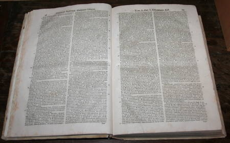 URSAYA (DOMINICUS). Disceptationes ecclesasticae una cum resolutionibus, seu judicatis, sacrarum congregationum, in quibus pro une partium scripsit, vel pro veritate consultus respondit. Photo 4.