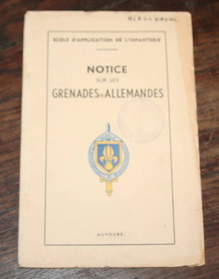 Notices sur les grenades allemandes 1947. Photo 0.