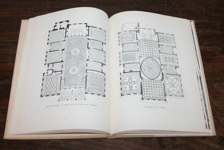 BITCHEV (Prof. Milko). L'architecture en Bulgarie