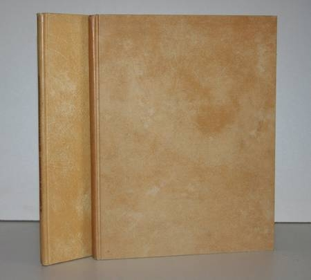 LABARRE de RAILLICOURT (D.). Les comtes français contemporains. Titres réguliers français et étrangers portés par des français ou des étrangers devenus français (Essai de répertoire et de classification avec listes, notices et armorial)