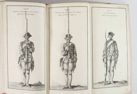 [Militaria] Ordonnance de l infanterie + soldats de Gravelot + manoeuvres - 1766 - Photo 4, livre ancien du XVIIIe siècle