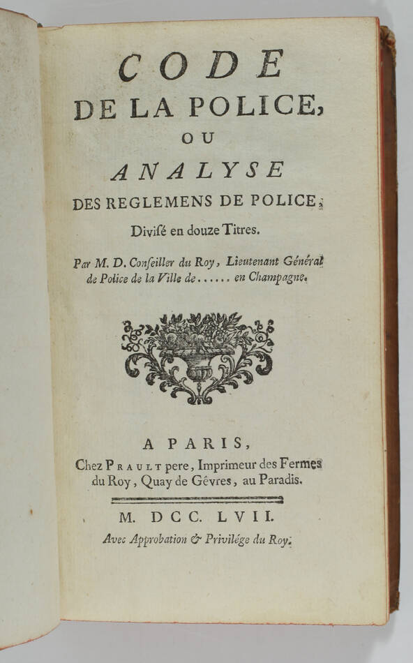 Code de la police ou analyse des règlements - 1757 - Edition originale - Photo 1, livre ancien du XVIIIe siècle