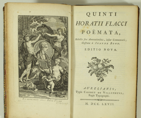 HORACE. Quinti Horatii Flacci Poëmata, Scholiis sive Annotationibus, instar Commentarii, illustrata à Joanne Bond. Editio nova.