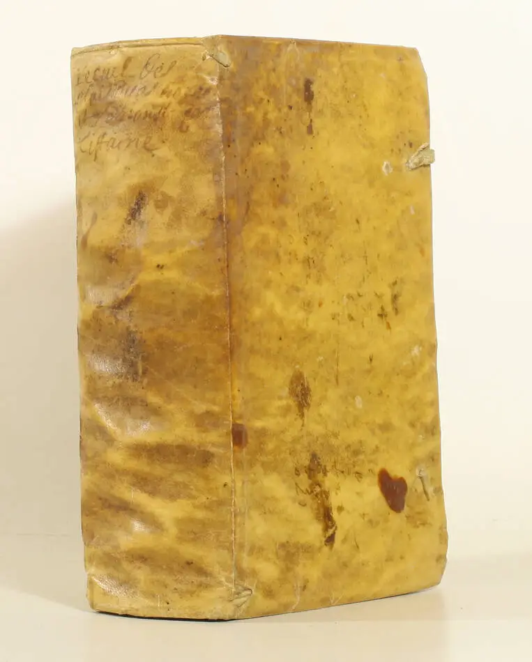 [Droit - Politique] Recueil de plaidoyez, harangues et remonstrances - 1618 - Photo 0, livre ancien du XVIIe siècle