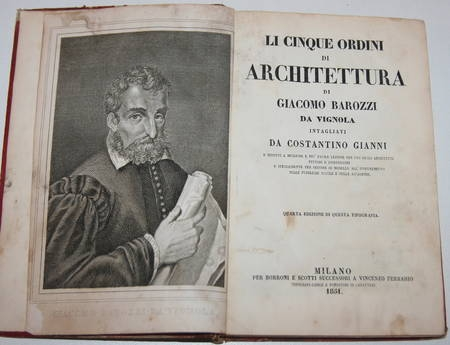 Photo livre n°2. VIGNOLA Giacomo Barozzi. Li cinque ordini di architettura, livre rare du XIXe siècle