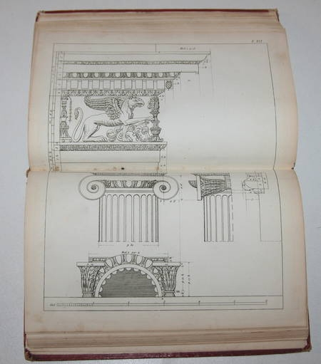 Photo livre n°4. VIGNOLA Giacomo Barozzi. Li cinque ordini di architettura, livre rare du XIXe siècle