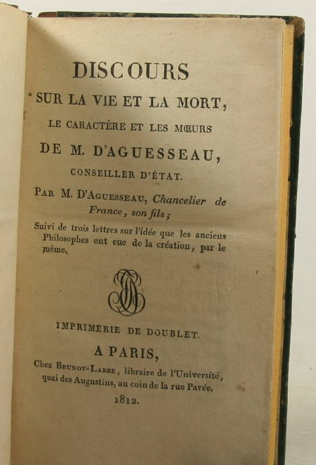 Photo livre n°2. AGUESSEAU. Discours sur la vie et, livre ancien du XIXe siècle