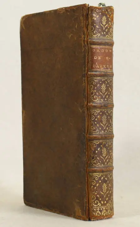 . Ordonnance et instruction pastorale de monseigneur l'évesque d'Auxerre, portant condamnation d'un livre intitulé : L'esprit de Jésus-Christ et de l'église sur la fréquente communion, par le P. Jean Pichon, de la compagnie de Jésus à Paris chez Hippolite-Louis Guérin, 1745, livre ancien du XVIIIe siècle